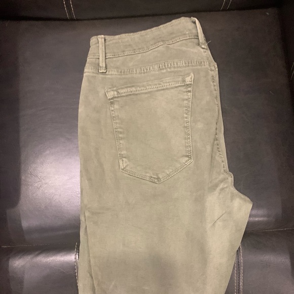 Jessica Simpson Kiss Me Super Skinny Jean - Picture 3 of 5